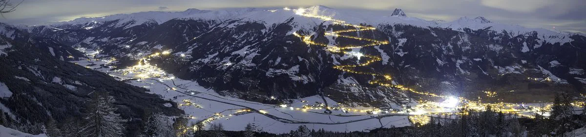 Rodeln auf der längsten Rodelbahn der Welt